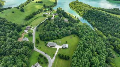 560 Lake Haven Dr