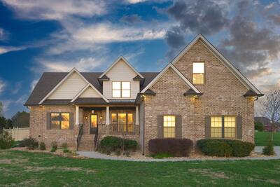 25 Holt Ln