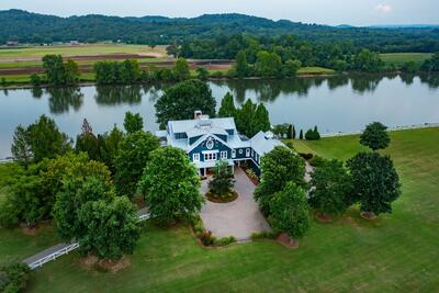 7763 River Road Pike