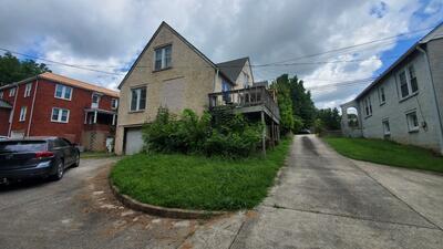 427 W Main St