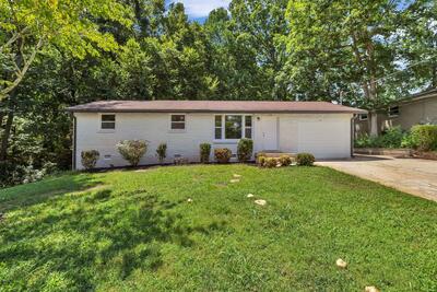 208 Lakeshore Dr