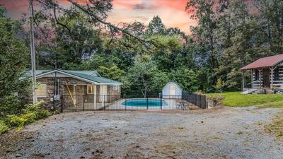 824 Carter Blake Rd