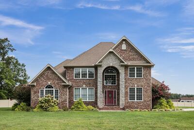 422 Heritage Cir