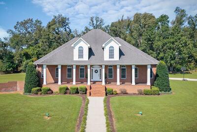266 Hampton Pointe Ln