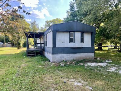 403 Locust St