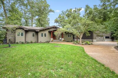103 E Crosswinds Ct