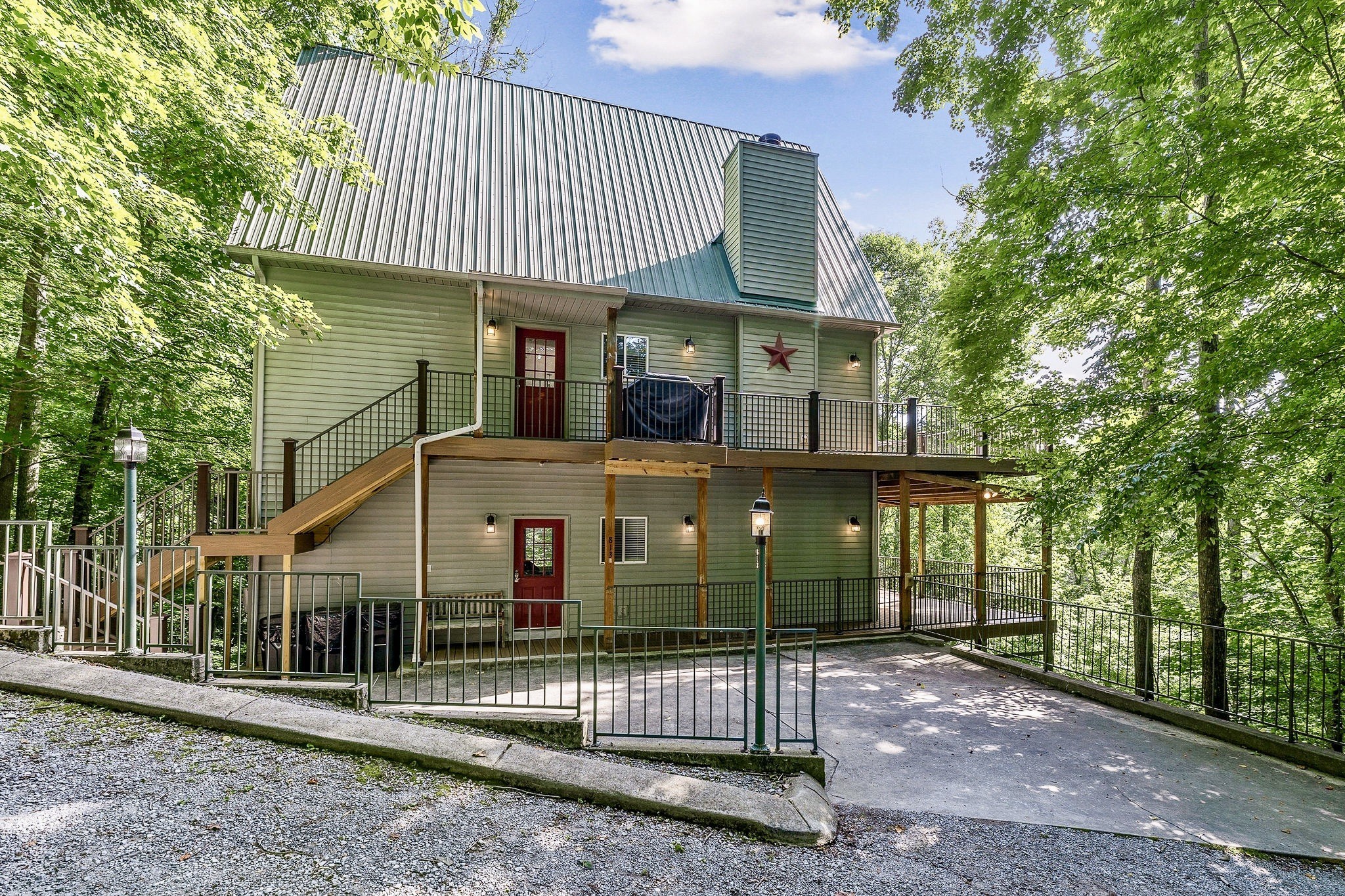 Holidays Best Bet: Smithville's Dancing Lights Show On The Lake, image size:2048x1365