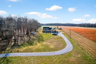 205 Lbl Dr