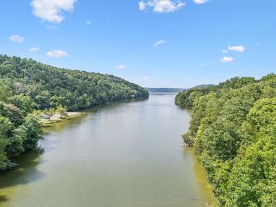 0 Roberts Ridge