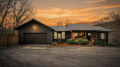 929 Old Casey Cove Rd