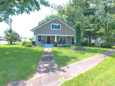 201 Hodges St