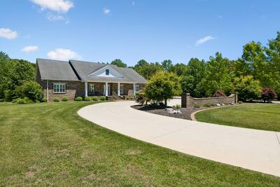 800 Grove Rd
