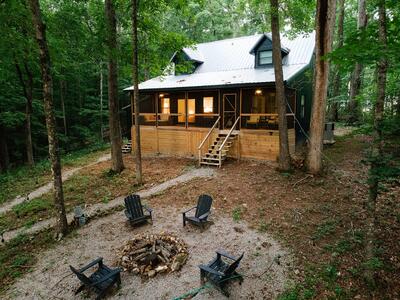 140 Huntington Dr