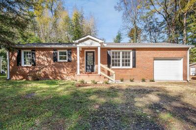 108 Dellwood Ln