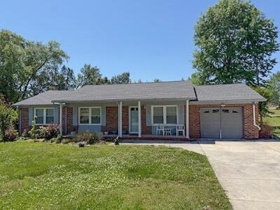 105 Vickers Dr