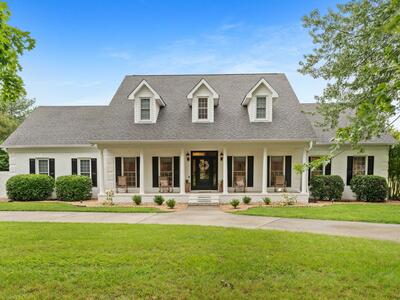 106 Fairways Blvd