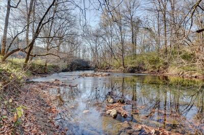 2800 Hills Creek Rd