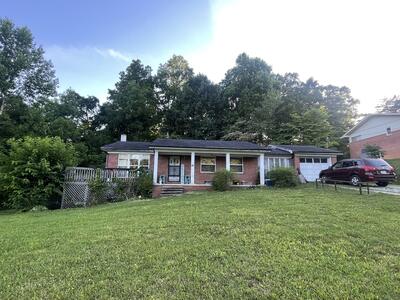 108 Parkview Dr
