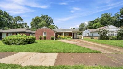 1381 Oak Ridge Dr