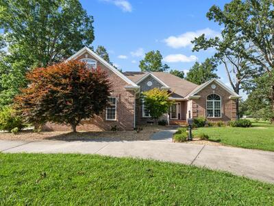 142 Heritage Cir