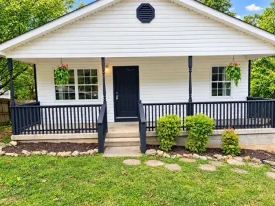 117 Winding Way