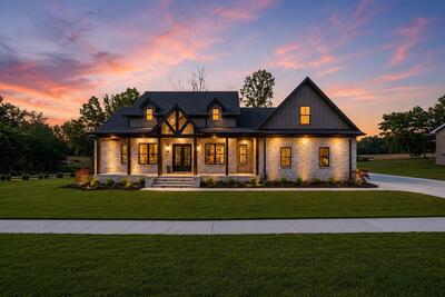 2108 Country Club Dr
