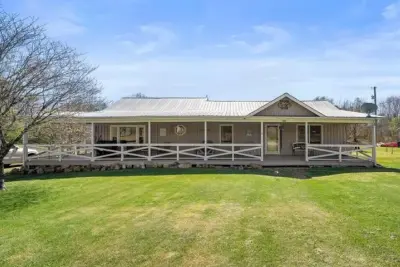 28 Old Eastbrook Rd