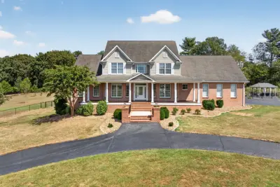 346 Parkway Rd