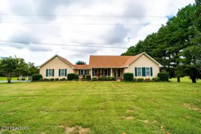 195 Ray Cemetery Rd