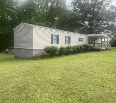 2273 Holcomb Rd